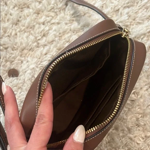 Coach Brown Crossbody Bag with Adjustable Strap and Leather Trim - Picture 2 of 6